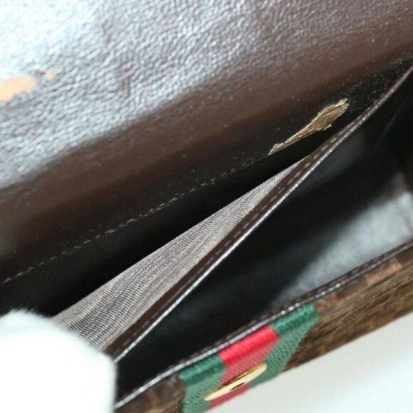 Gucci G Suede Clutch - Picture 9 of 10